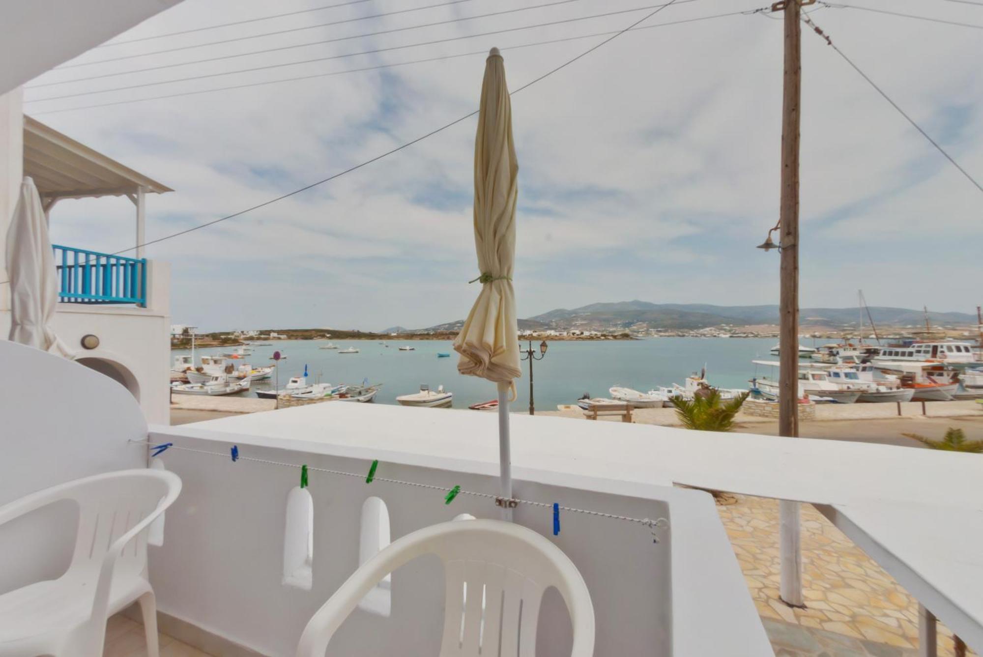 Paris Rooms Antiparos Town Стая снимка