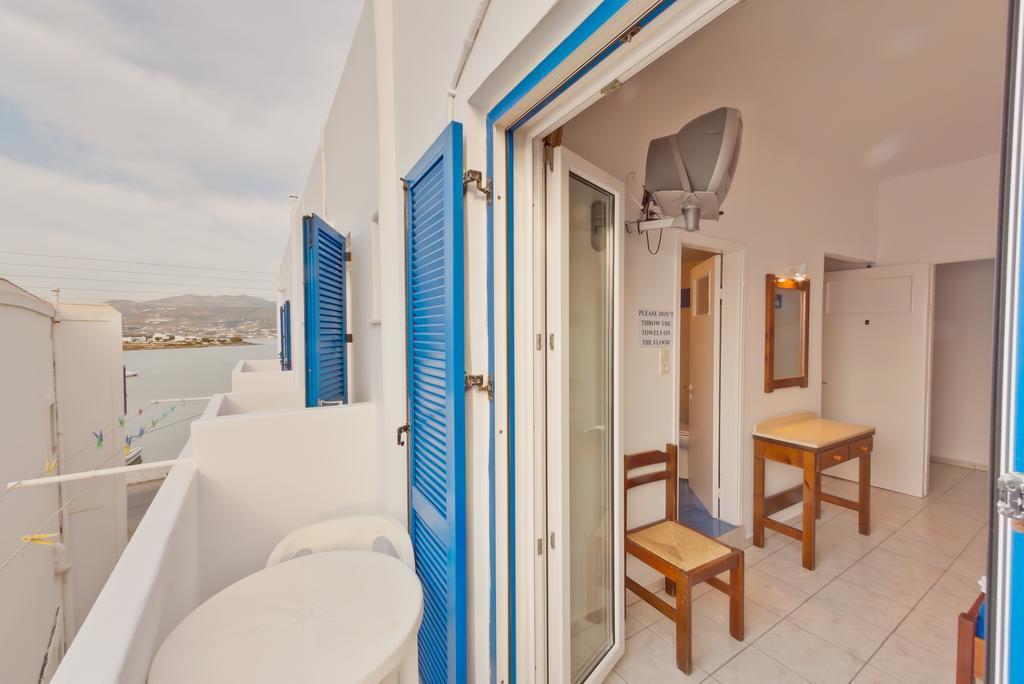 Paris Rooms Antiparos Town Екстериор снимка