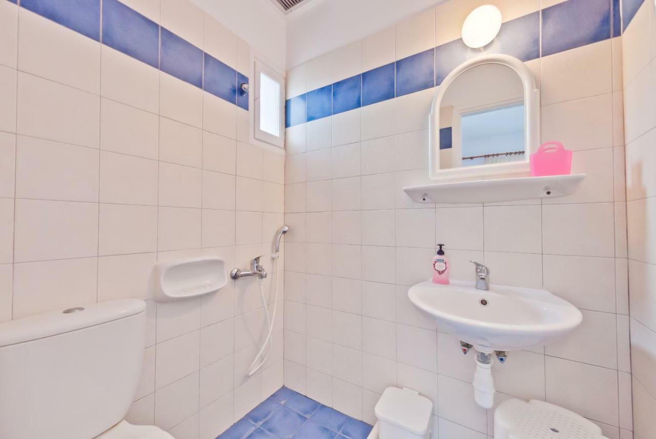 Paris Rooms Antiparos Town Екстериор снимка